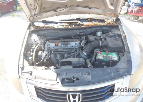 2010 Honda Accord 2.4 Lx z USA, uszkodzony, nr VIN 1HGCP2F35AA075683